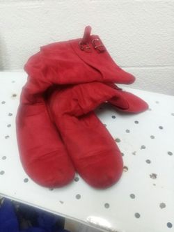 Girls red suede boots (size 3)