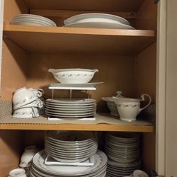 Dishes Set For Sale 
