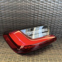 2019 2020 2021 2022 BMW 330i M340i Left Driver Side Outer Tail Light OEM H35A3BC6701