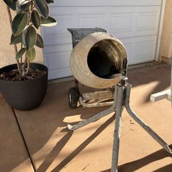 MultiQuip Cement mixer