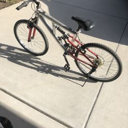 Mountain Bike 