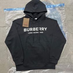 Burberry Hoodie (BLACK&WHITE) COLORWAY