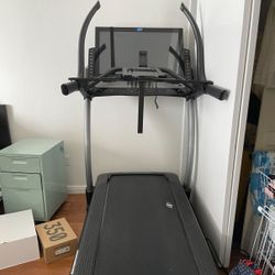 NordicTrack Commercial X32i Treadmill 