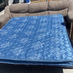 Sleeper Sofa Good Condition 