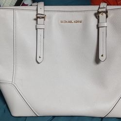 Brand New Beige Michael Kors Shoulderbag/Purse Only Asking $125 Obo