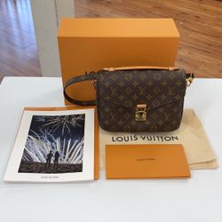 Louis Vuitton Pochette Metis Purse, With Box, Dust Bag And Booklet, In Great Condition, Entrupy Verified 