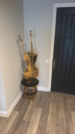 Gold guitar Wood table stand