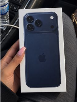 iPhone 17 Pro Max 1TB Unlocked — Brand New Sealed