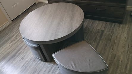 Centerpiece table