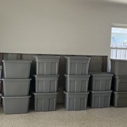 25 Storage Containers 