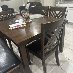 Dining Table Set 