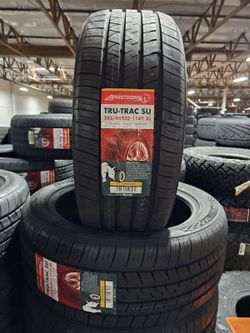285/45/22 Tires Set