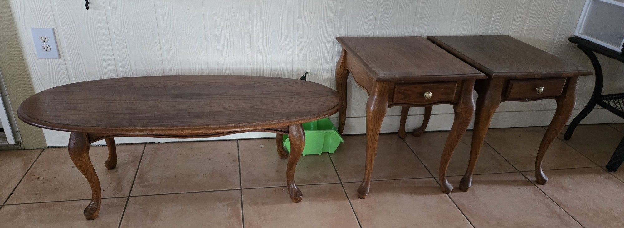 Coffee Table & 2 End Tables