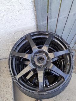 Rims 18 inch 5 lugs custom 3 come with tires