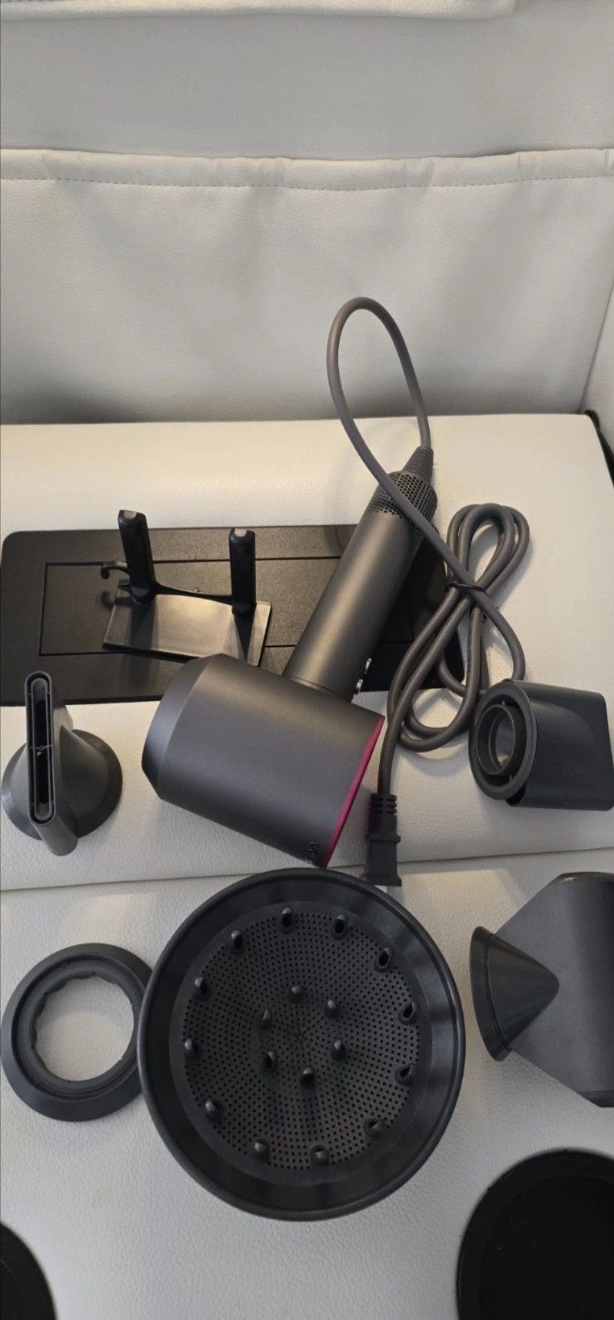 Dyson Supersonic Hair Dryer - BRAND NEW + ALL ATTACHMENTS