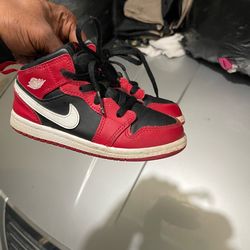 Jordan 1 size 10c