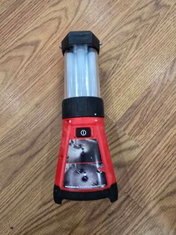 Milwaukee M12 LED Work Light Lantern
