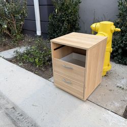 Free IKEA Malm Side Dresser Table