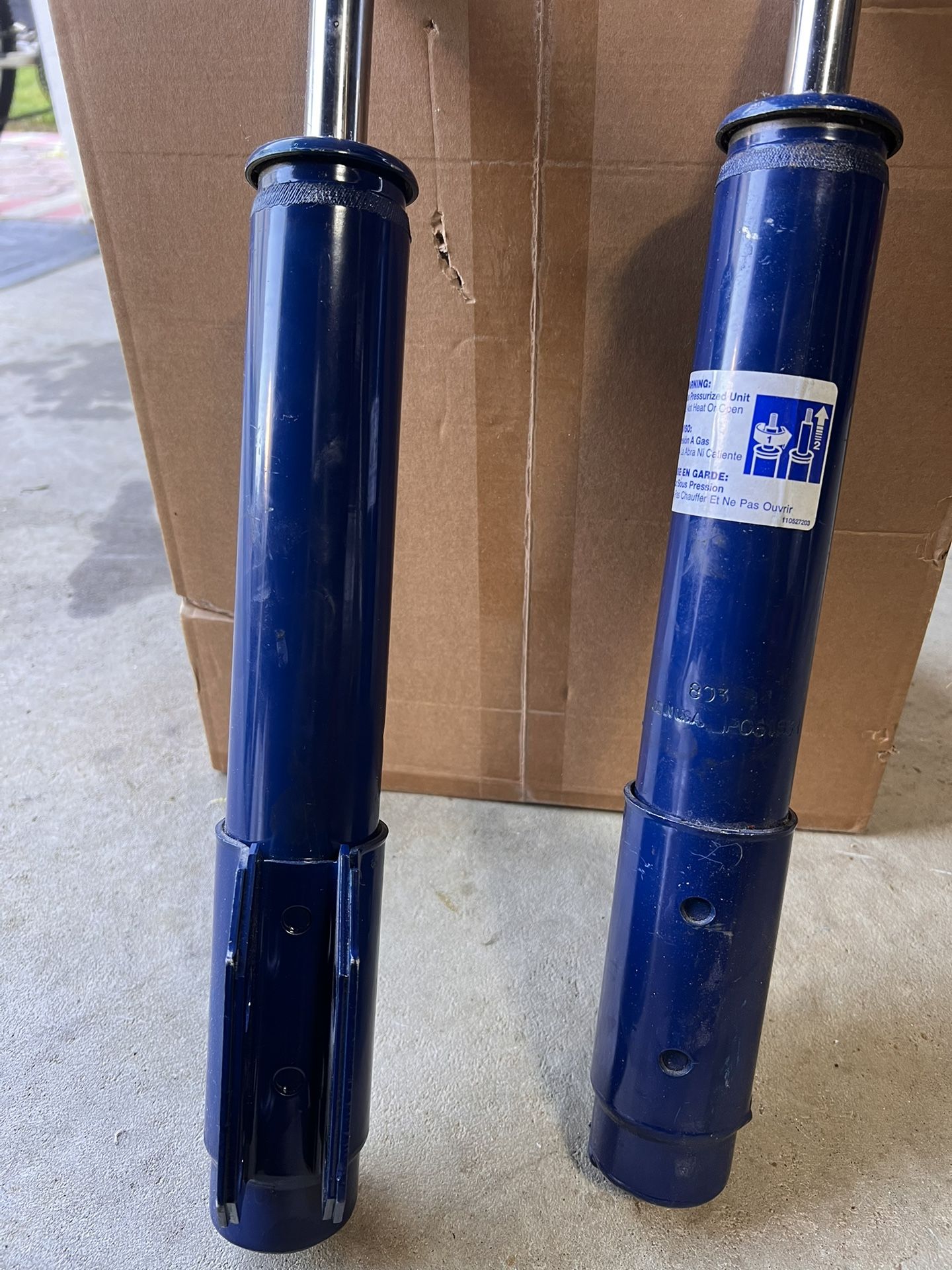 1985 Ford Mustand Struts