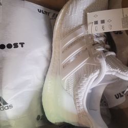 Adidas Boost 4.0 