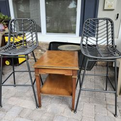 Two Modern Black Wicker Retin Outdoor All Weather Bar Stools Bar Seat And One Real Wood Turntable Cocktail Table Patio Balcony Backyard