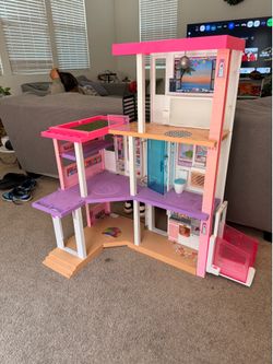Barbie Dreamhouse