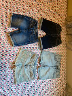 Girls size 8 shorts