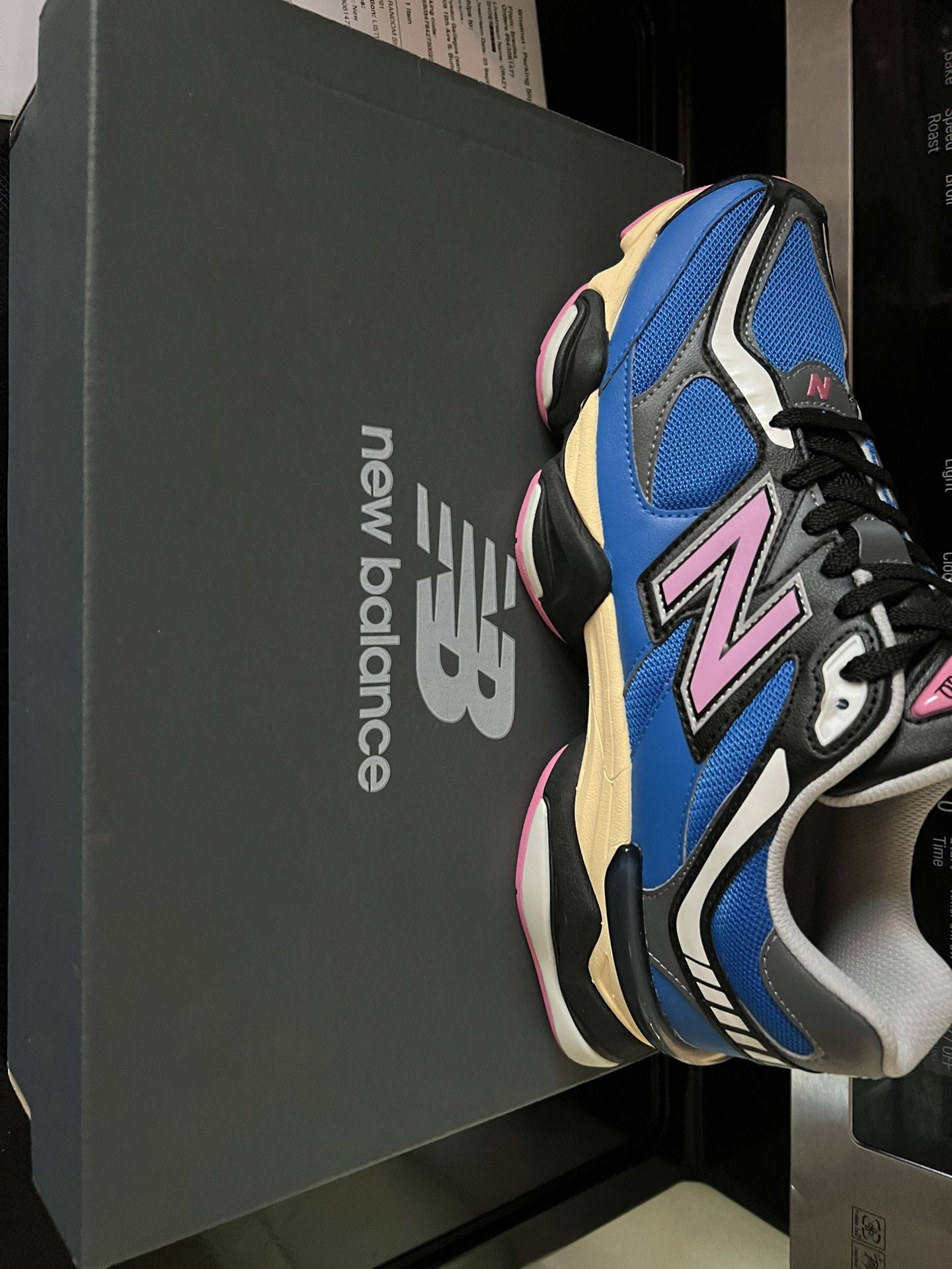 Men Size 13 New Balance Shoes ( Brand New )