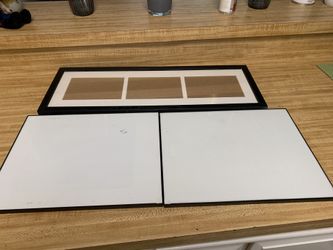 3 Picture Frames.