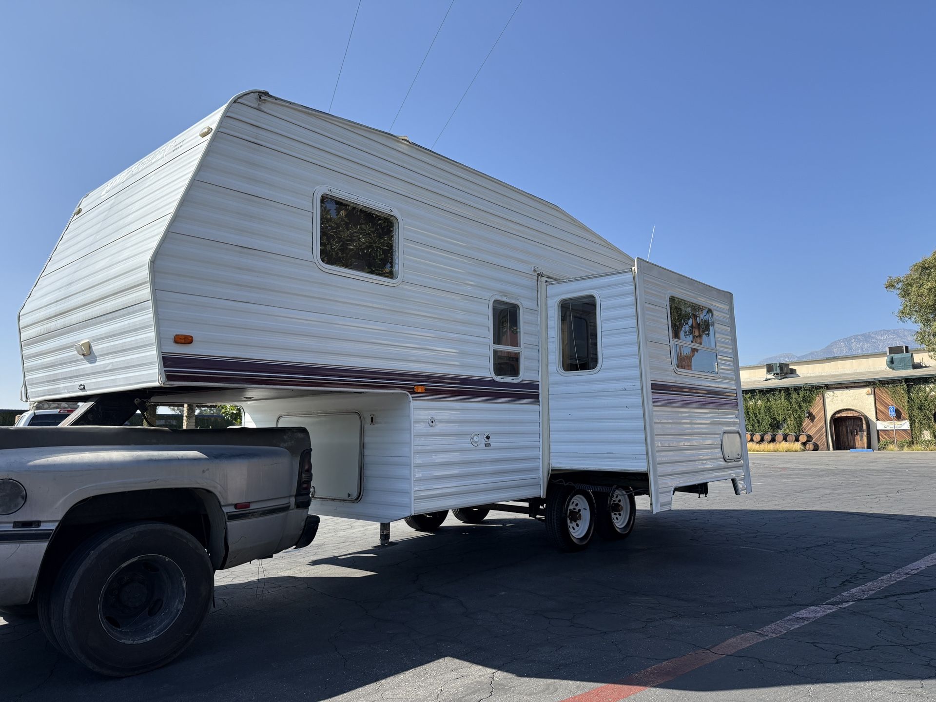 2002 Companion By Kit 5th Wheel 24Ft With Slide Nice & Clean Ready To Go