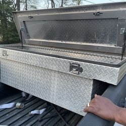 Truck Toolbox No Key
