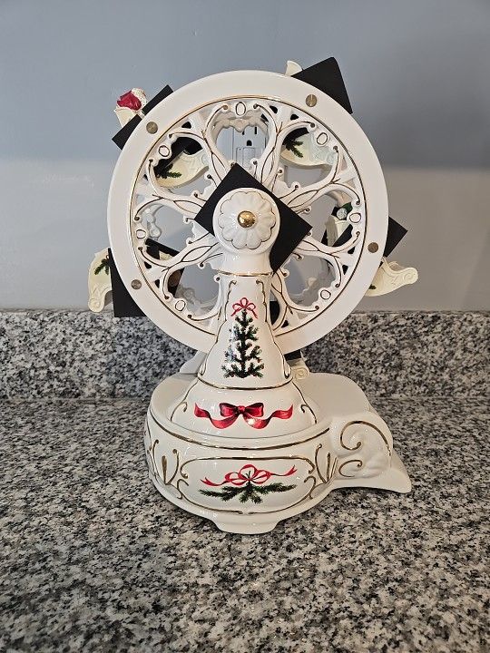NWOB 2001 Avon Porcelain Musical Wind-up Christmas Ferris Wheel - plays "Oh Christmas Tree"