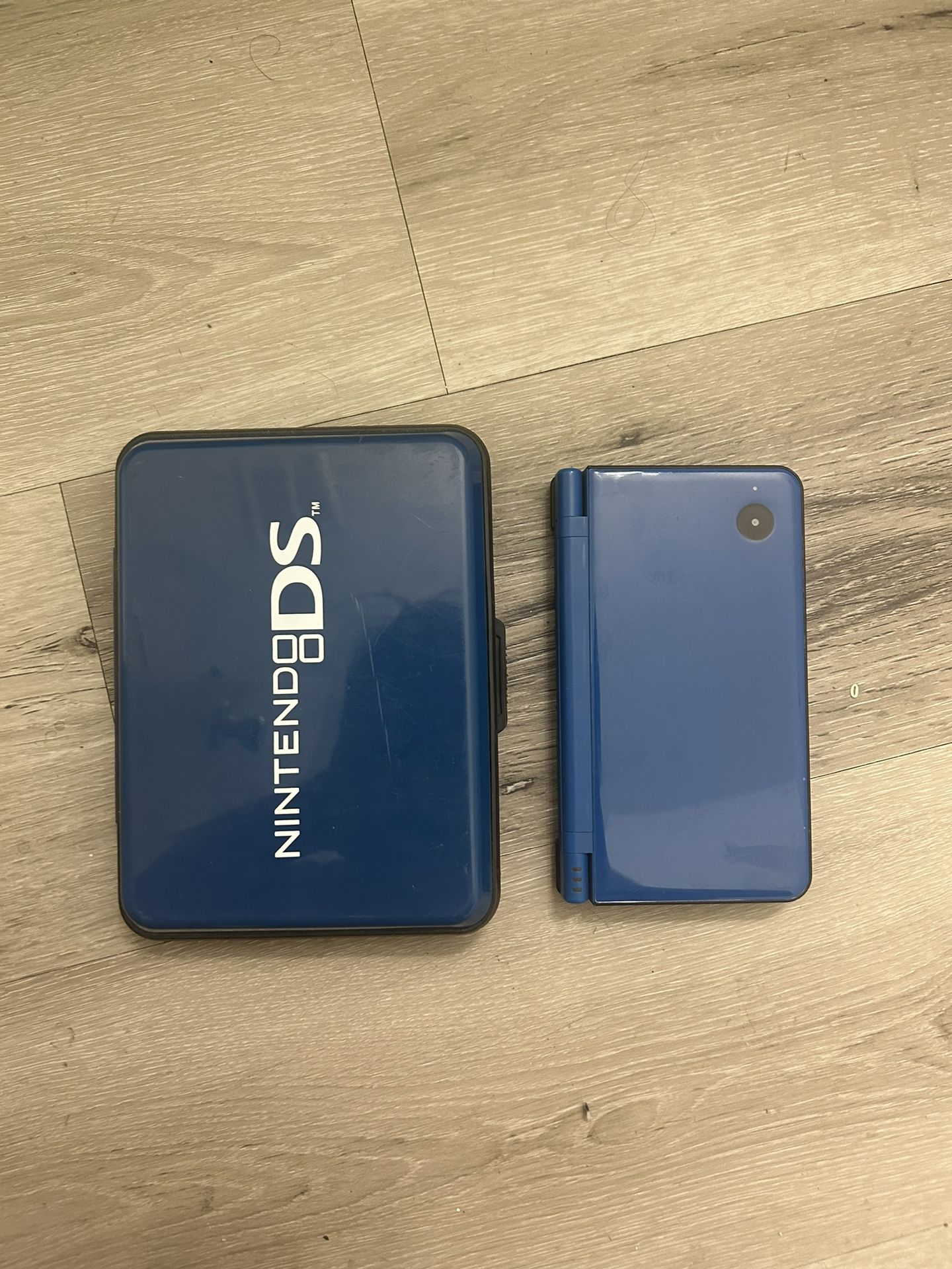Nintendo DSI XL with Case