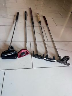 Golf putters