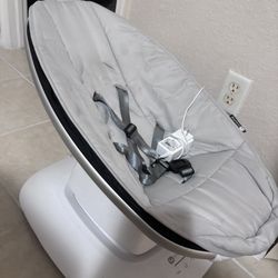 4moms MamaRoo Multi-Motion Baby Swing