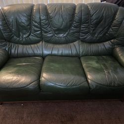 Couch (Free)