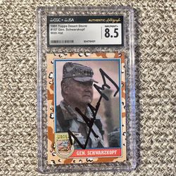 Gen. Schwarzkopf Signed 1991 Topps Desert Storm 
