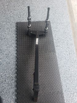 THULE bike rack. Fits 2 Bikes.