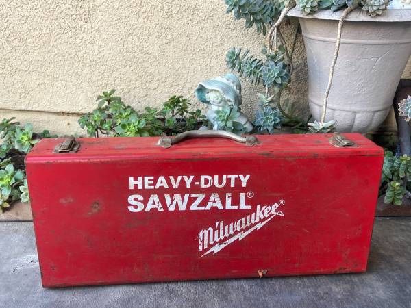 └➤➤➤ Heavy Duty Milwaukee Sawzall 6509- Reciprocating Saw Kit - $