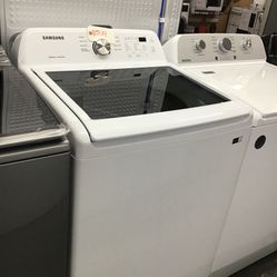 New Scratch And Dent Samsung Washer. 1 Year Warranty 