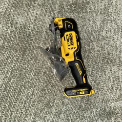 Dewalt $75 Tool Only Herramienta Sola 