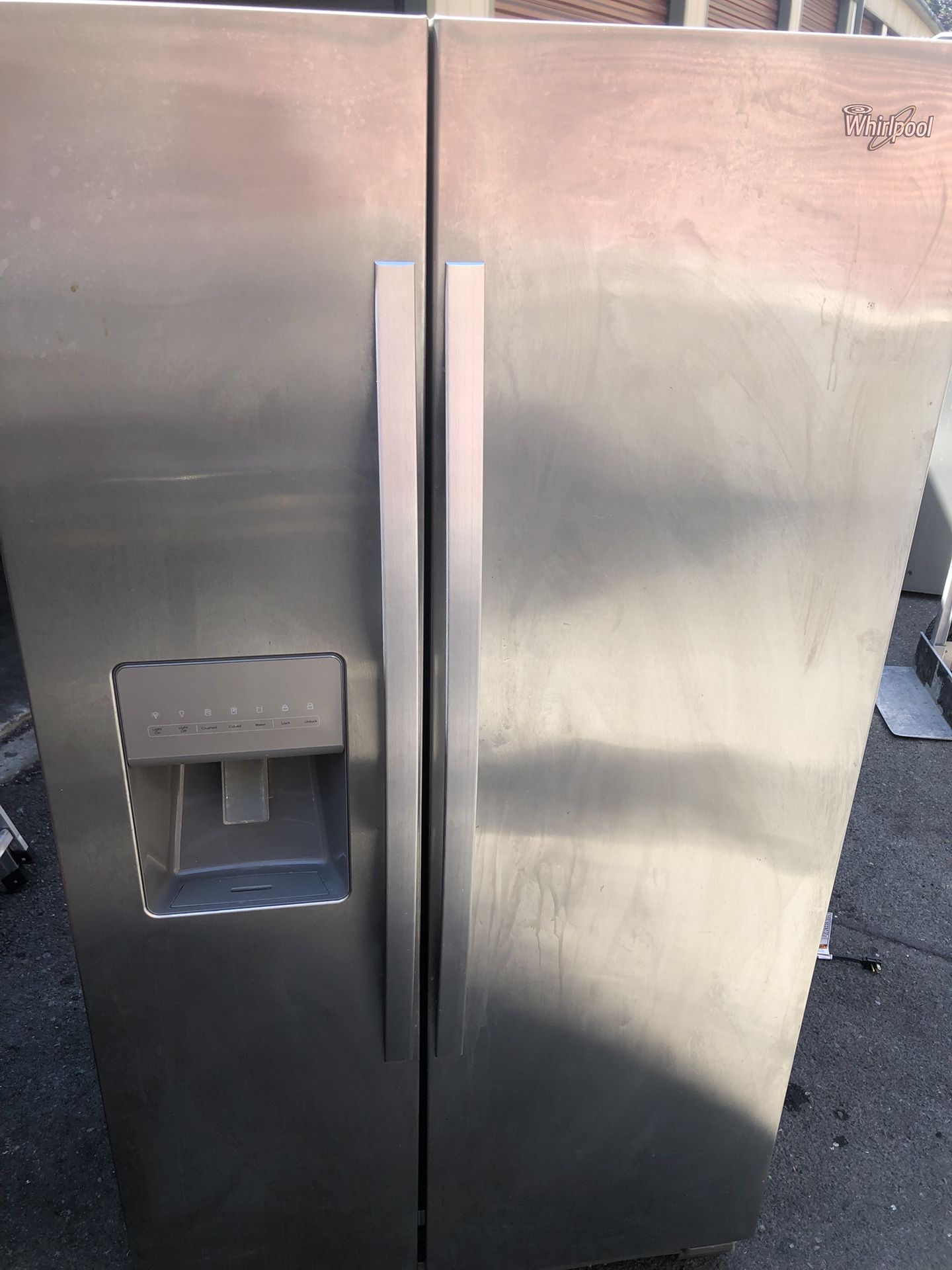 Whirlpool Stainless Steel Refrigerator With Water And Icemaker DELIVERY!