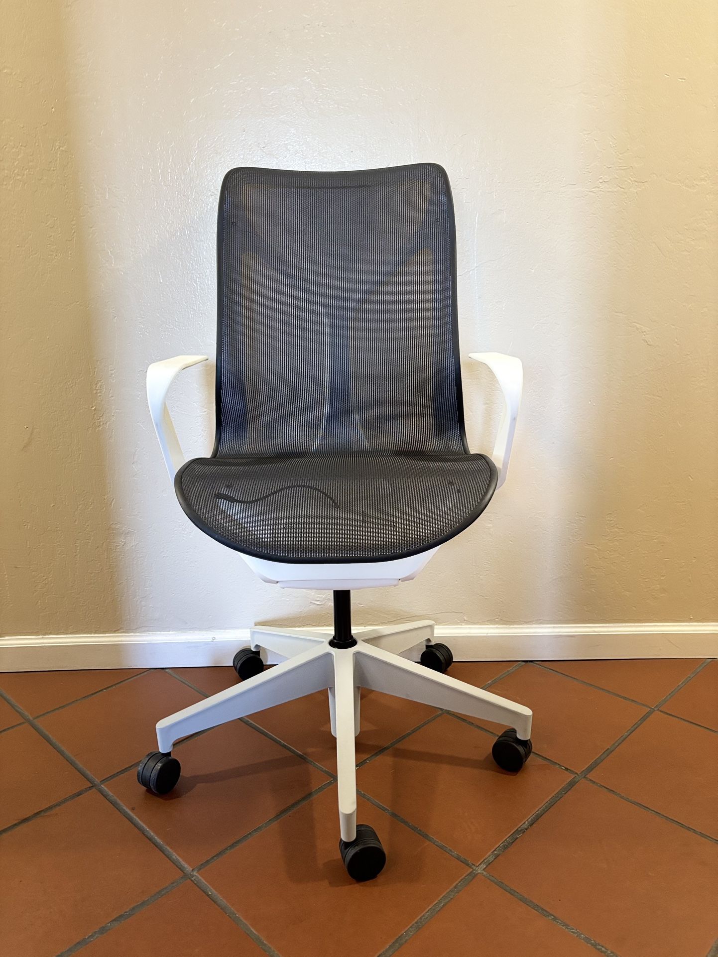 🔘 Herman Miller Cosm Mid back 🔘
