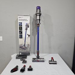 dyson v11 torque drive pet cordless vacuum complete — 11