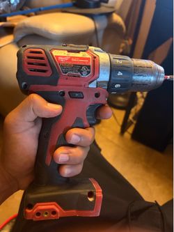 Milwaukee M18 1/2" Drill Driver Kit w/ Battery & Charger - Tested