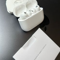 Apple AirPods Pro 3 — Like New