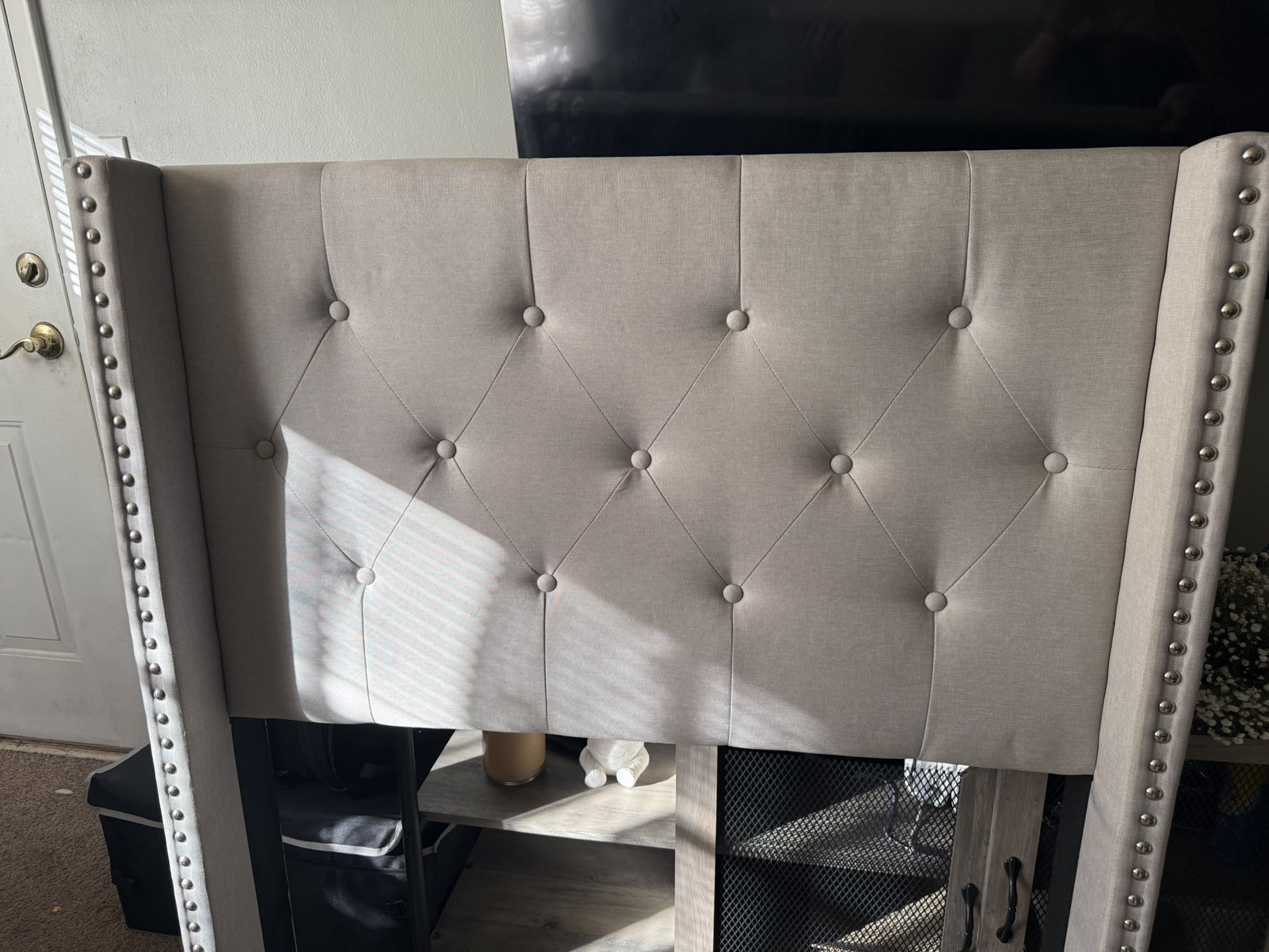 FREE Twin Headboard