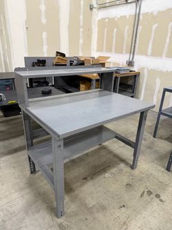 Heavy duty Metal work station