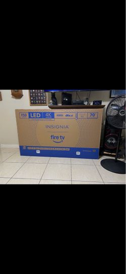 Insignia 70in TV LED
