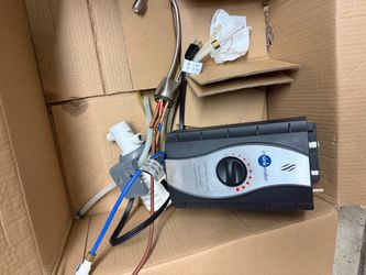 InSinkErator Instant Hot Water Tank System